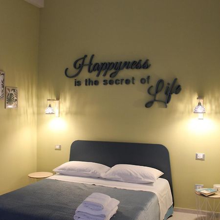 Happynesshouse_Locazione Turistica Lejlighed Trani Eksteriør billede